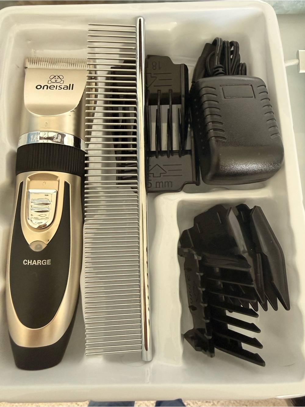 Oneisall Dog Grooming Clipper Kit — Black & Gold